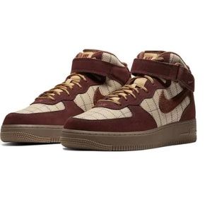 Nike Air Force 1 Mid '07 Retro top brown plaid
(Men’s) Size:Men’s 6. Women’s 7.5